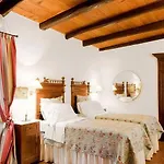 Lucrezia Hotel 3*