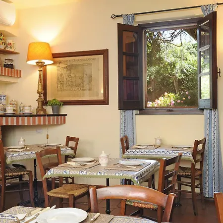 Hotel Lucrezia Riola Sardo