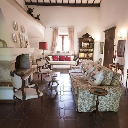 Hotel Lucrezia 3*