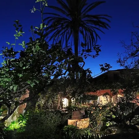 Lucrezia Hotel