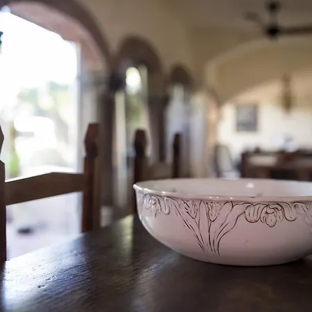 ホテル Lucrezia リオーラ・サルド